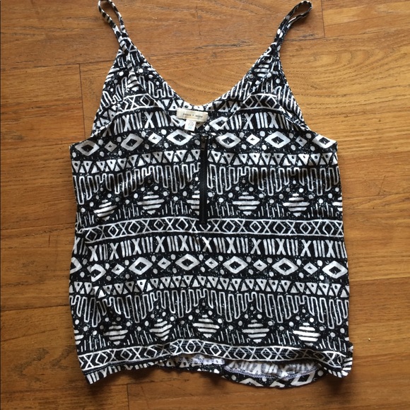 Urban Outfitters tank - Picture 1 of 3