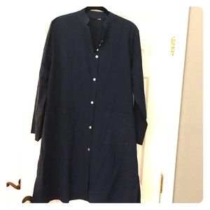 Cotton shift dress, navy blue with front pockets!