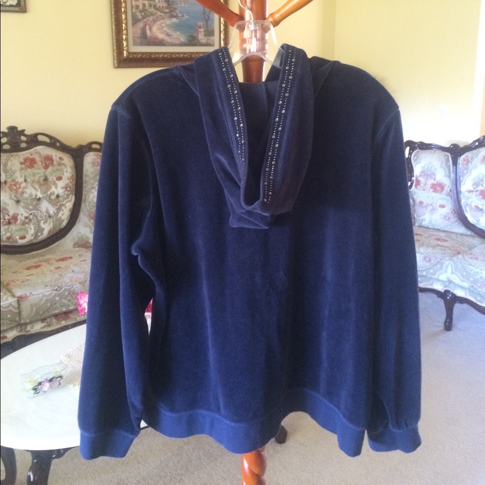 Jacket - Picture 2 of 3