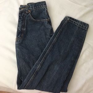 *AVAILABLE* Mom Jeans