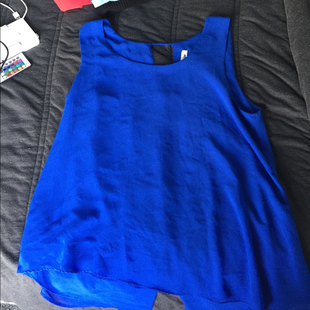 Blue sheer texture tank