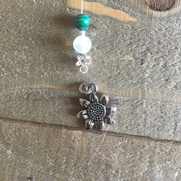 Energy Healing Bracelet With Flower Charm - Picture 6 of 6