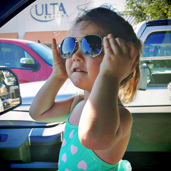 😎NWT Kids for boys or girls Aviators - Picture 3 of 5