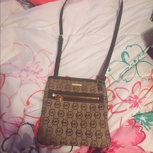 Michael Kors Crossbody Bag