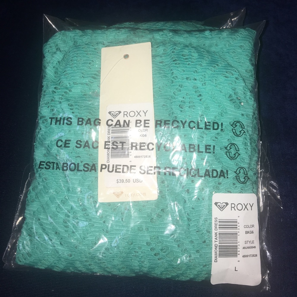 🆕Roxy Junior's Lacy Days Diamond Cover Up Dress - Picture 6 of 6