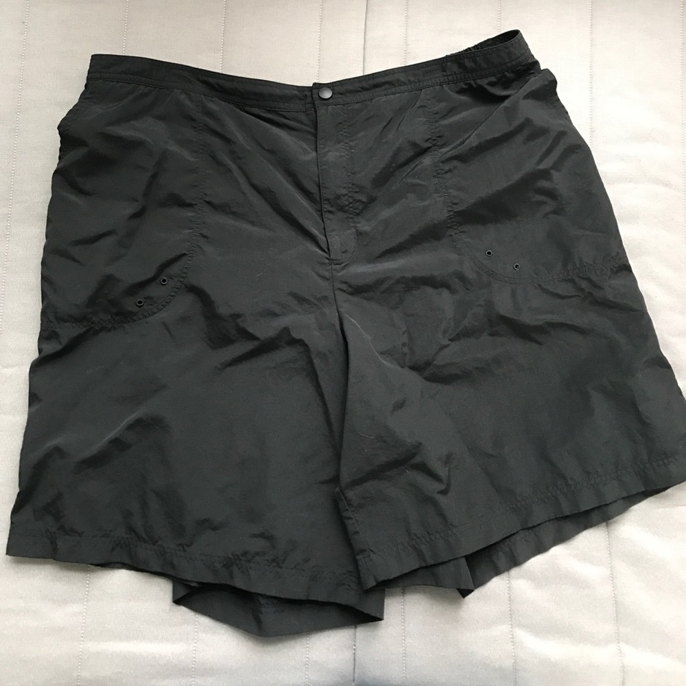 Women's swim shorts