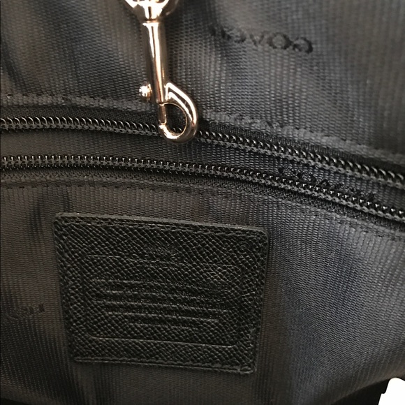 Large black coach tote - Picture 5 of 5