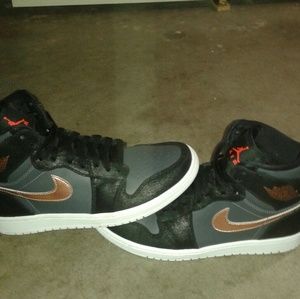 Jordan penny retro 1's