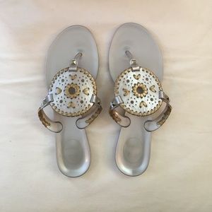 CUTE silver/gold jack Roger sandals! SIZE 8