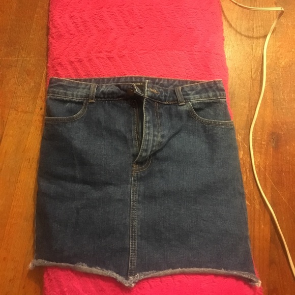 JEAN SKIRT - Picture 1 of 3