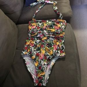 One piece bathing suit