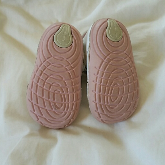 Stride Rite Soft Motion Walker - Picture 2 of 3