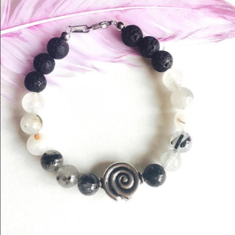 🎉HP🎉 Rutilated Quartz Diffuser Bracelet - Picture 3 of 4