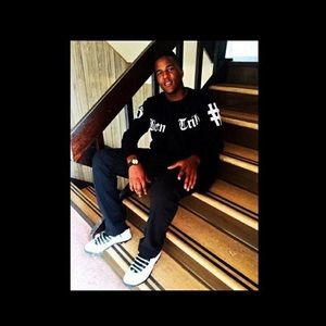 Meet your Posher, Nicholas