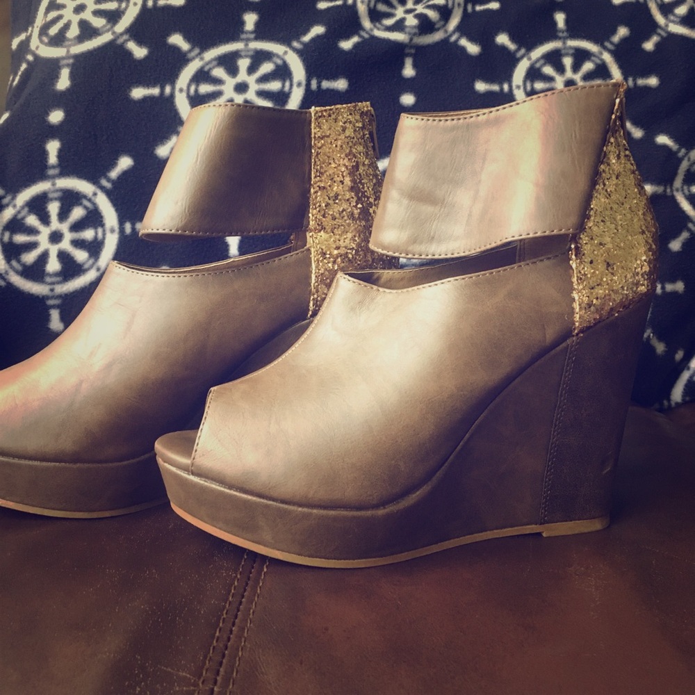 Brown Leather Jellypop Wedges 8 1/2