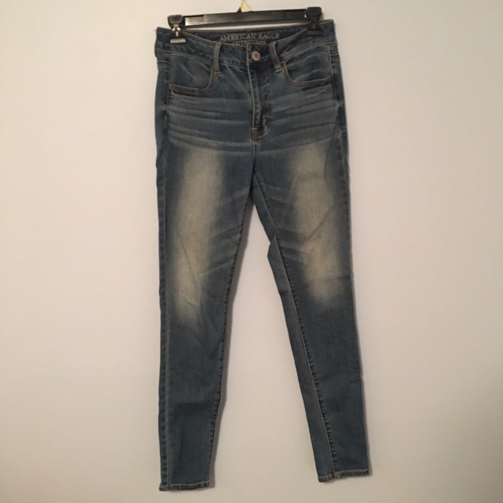 American Eagle Hi-Rise Skinny Jeans!