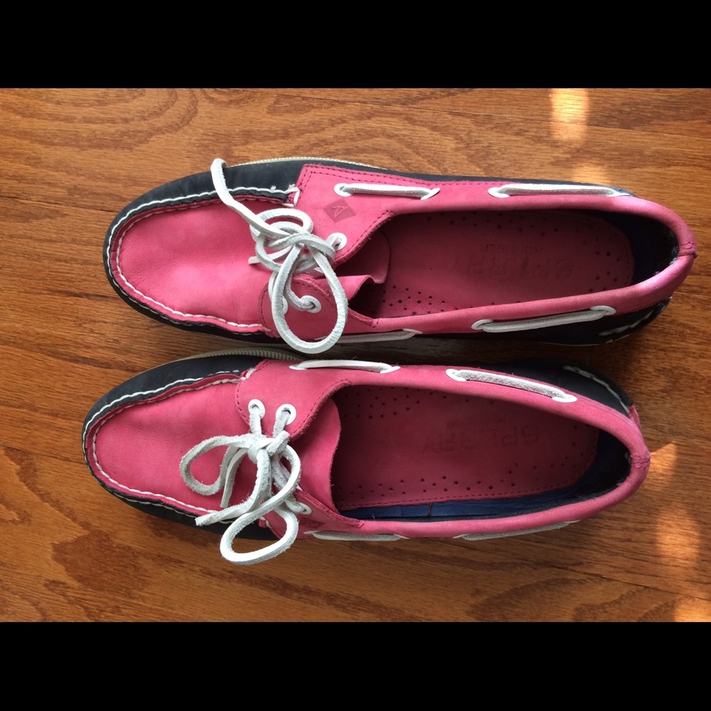 Navy and pink men's Sperrys