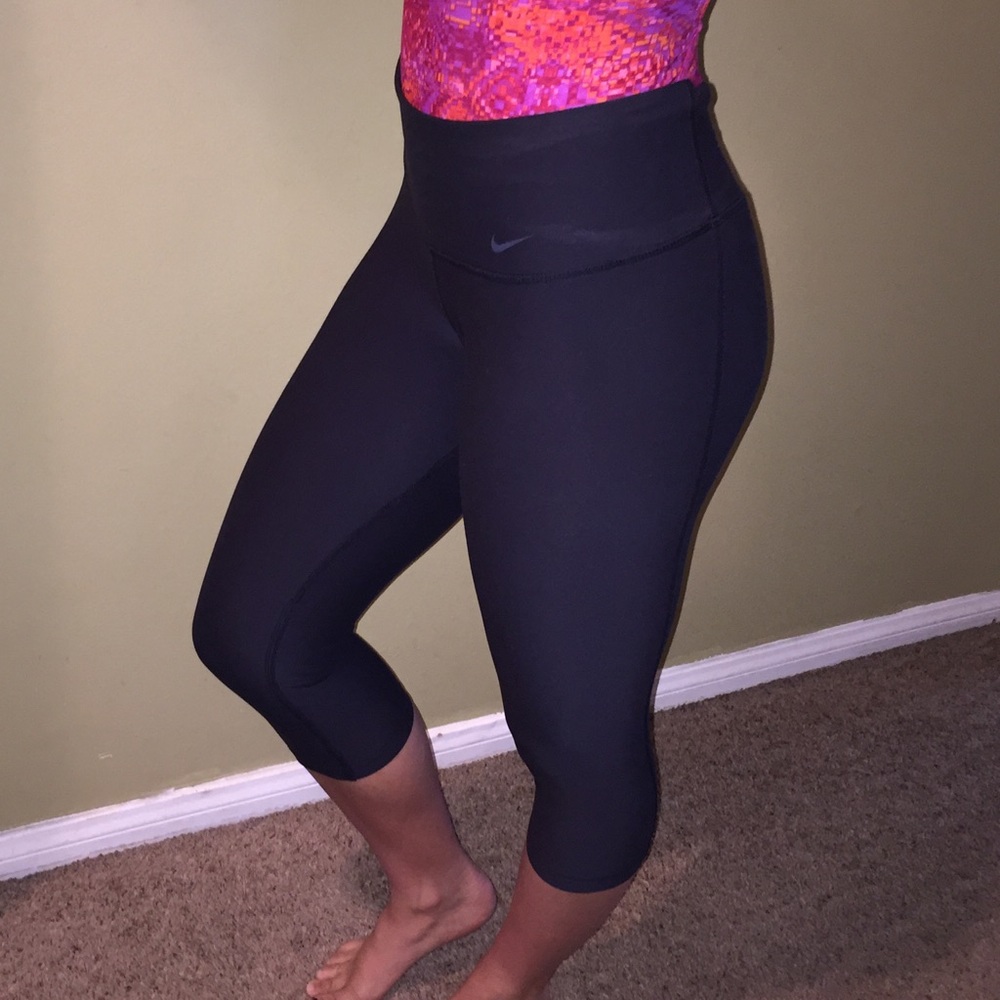 Nike Drifit Crop Leggings