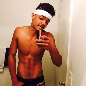 Meet your Posher, Clyde