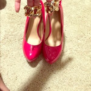 Cherry 🍒 red heels