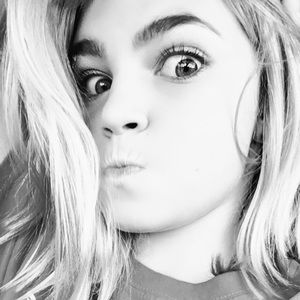 Meet your Posher, Lauryn