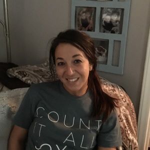 Meet your Posher, Savannah