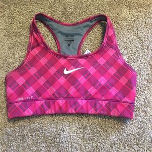 sports bra pink