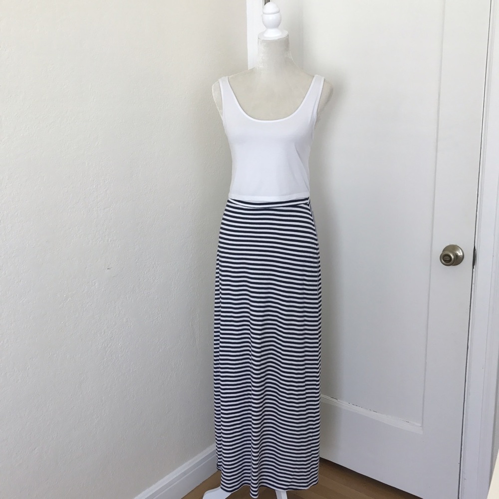 GAP Maxi Stripped Skirt