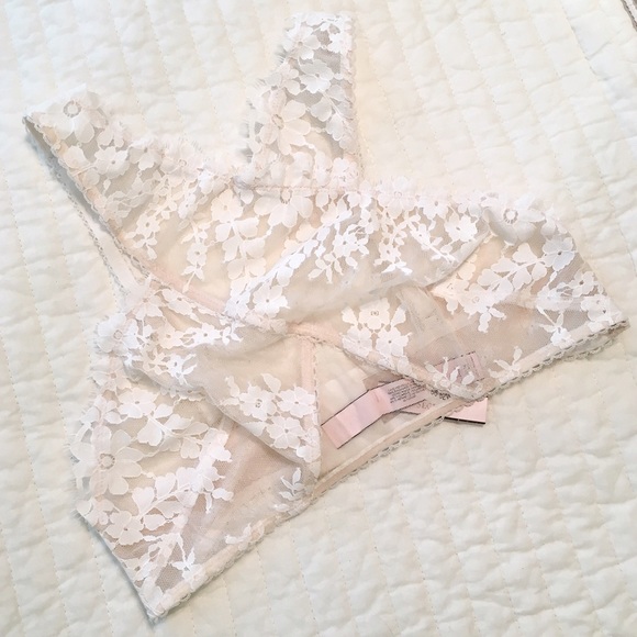 Victoria's Secret Dream Angels High Neck Lace Bra - Picture 3 of 5