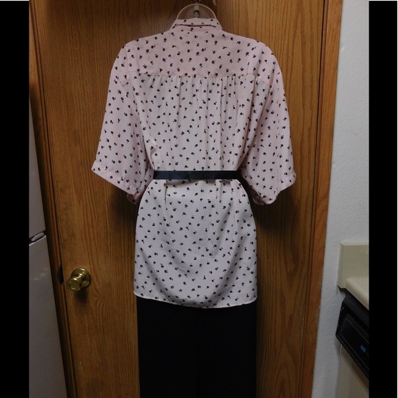 Chic Pink Blouse W/Flowers Printed - Pocket & Belt - Picture 2 of 4