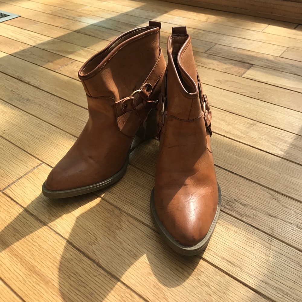 Camel tan Booties