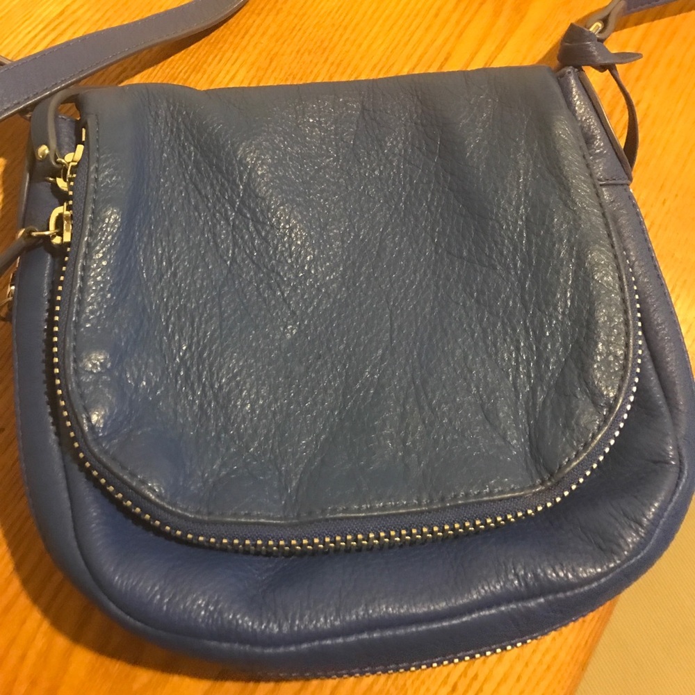 Vince Camuto Baily crossbody ultra violet blue