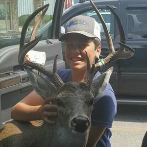 Meet your Posher, Cade