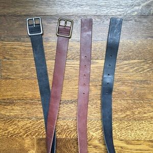 GAP Accessories - Pair of Gap leather belts, brown and black, size S GAP Accessories - Pair of Gap leather belts, brown and black, size S