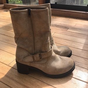 Rocket Dog boots