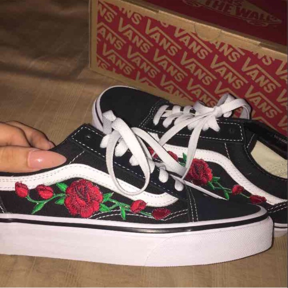 Old Skool Vans Rose Patch Embroidered
