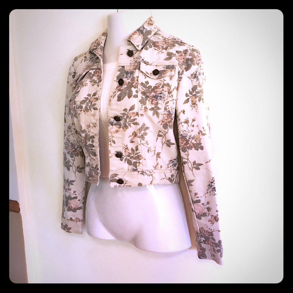 Super Cute Vintage look Floral Denim Jacket