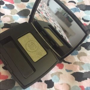 Chanel Ombré Essentille Eyeshadow in Bamboo