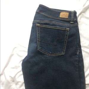 American Eagle dark wash skinny jeans