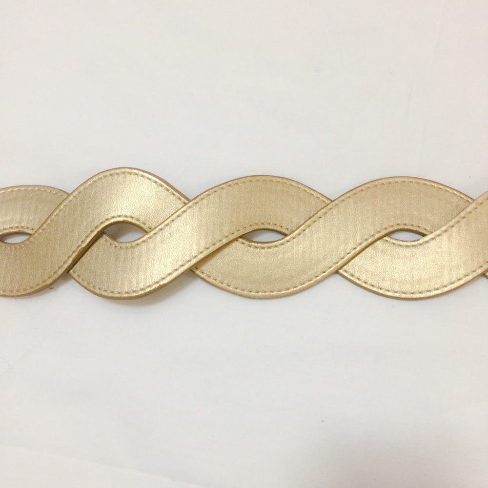 New gold belt from Modcloth