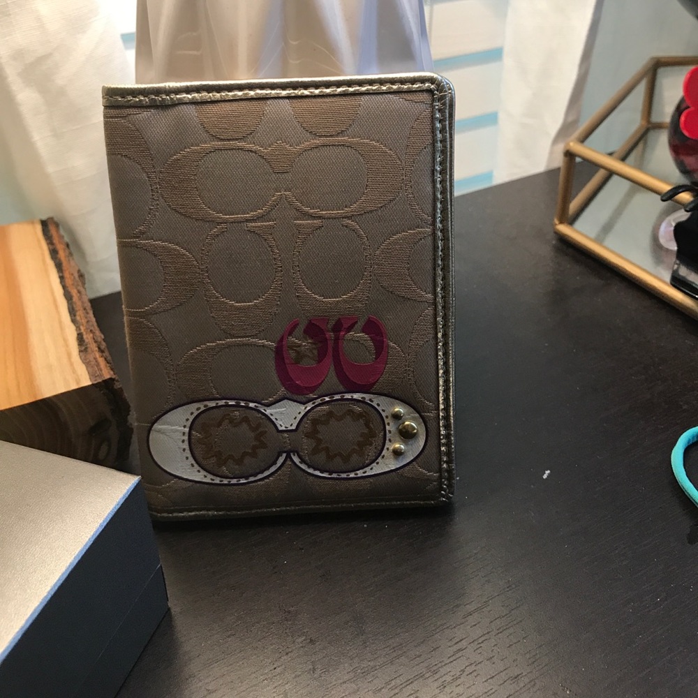 Coach passport case
