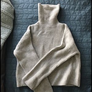 Wool blend light grey turtleneck sweater