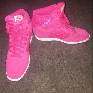 Hot pink woman Nike wedges
