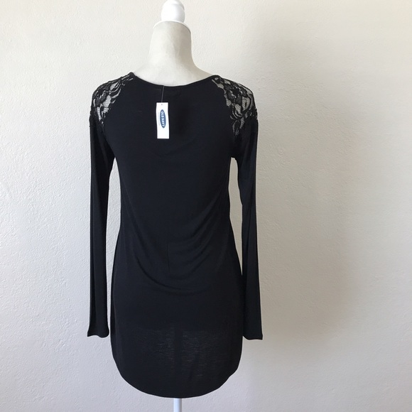 OLD NAVY Lace black top - Picture 2 of 6