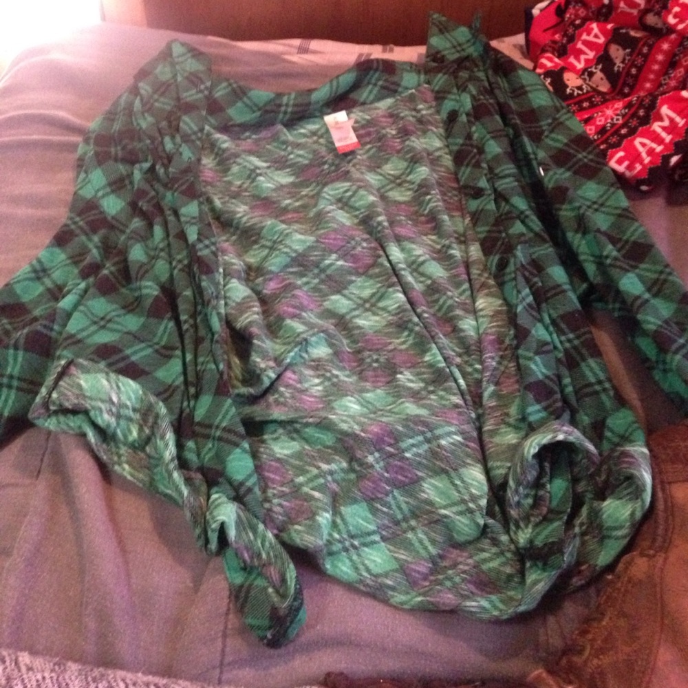 Plaid button up super thin