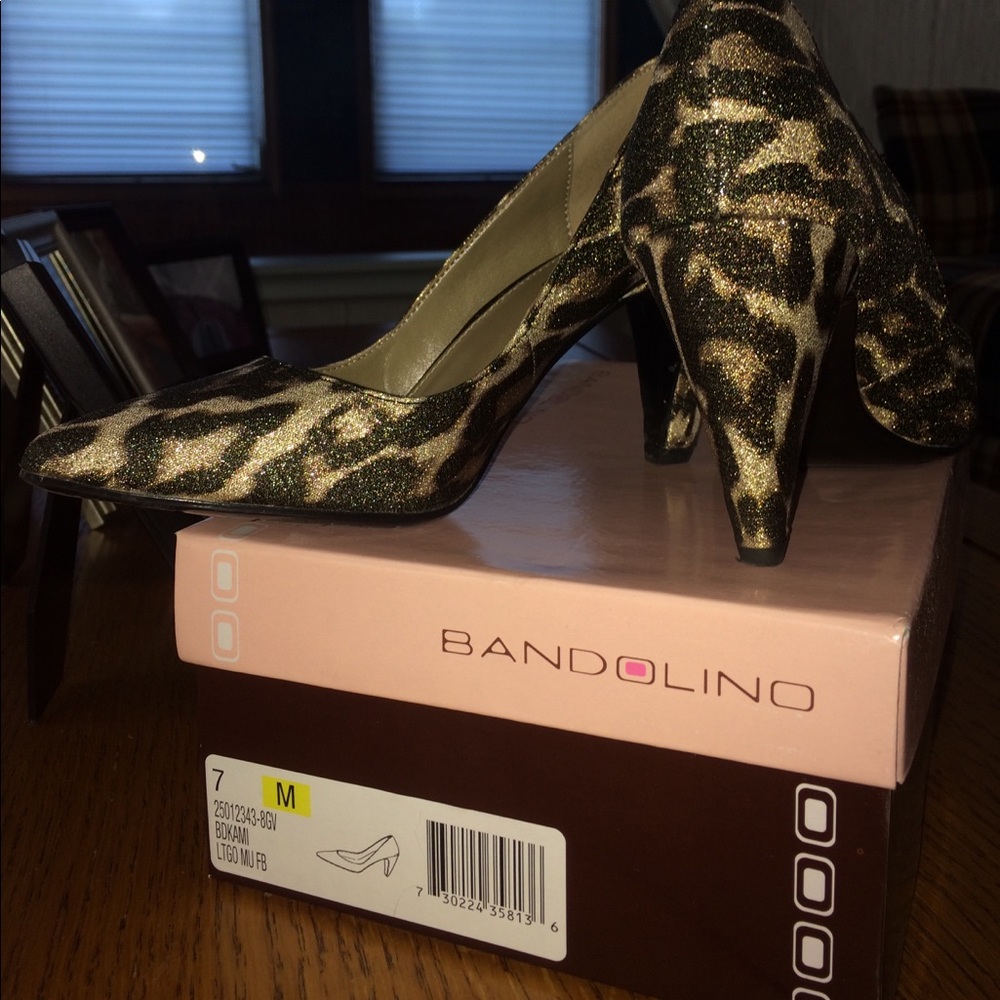 Bandolino 3in Leopard Print Heels
