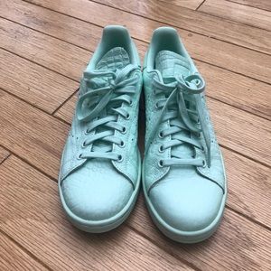 Mint green Adidas Stan Smith