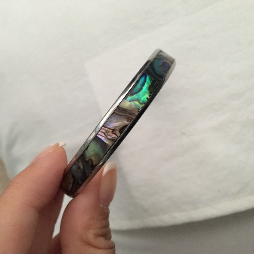 Blue mother of pearl bangle