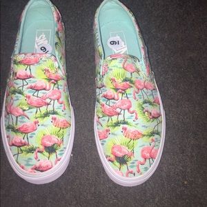 Flamingo Vans