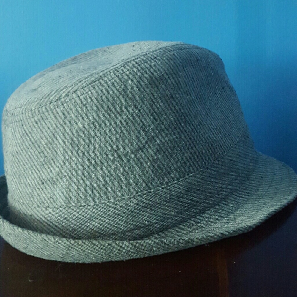 Fedora - Picture 4 of 4